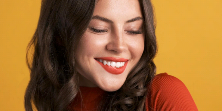 Um sorriso é útil ou inútil? – por Thiago Pontes