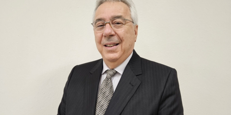 Projeto de Lei que exige Exame de Proficiência para Médicos recebe apoio da Sociedade de Medicina