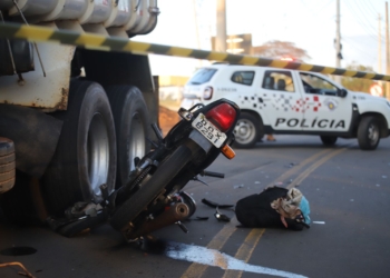 Homem de 35 anos morre após bater moto contra caminhão na vicinal Jaguariúna-Holambra