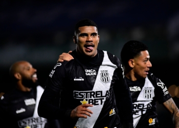 A retomada do artilheiro: Jeh chega a quatro gols em sete jogos com Nelsinho