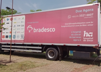 Saúde recebe inscrições para exames de mamografia em carreta do Hospital de Amor