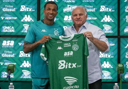 Terceiro reforço para a janela: Guarani apresenta o zagueiro Renê Santos