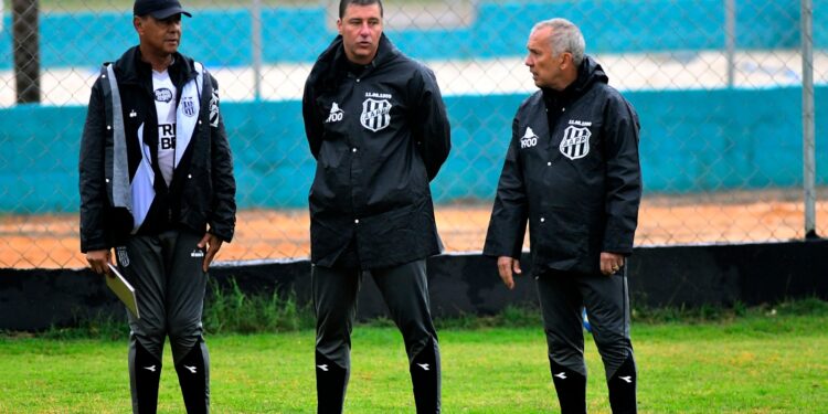 De volta ao Majestoso, Ponte tenta manter 100% de aproveitamento como mandante com Nelsinho