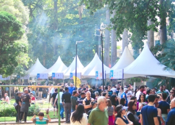 Veja fotos e vídeos do Chefs Campinas; público lota Praça Carlos Gomes