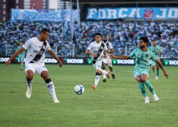 Em jogo com lambança de arbitragem, Ponte perde em Belém e segue sem vencer fora na Série B
