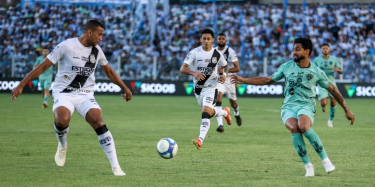 Em jogo com lambança de arbitragem, Ponte perde em Belém e segue sem vencer fora na Série B