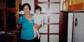 Entre biscoitos, panos de prato e muita coragem – por Tábita Luiza de Ávila Dutra