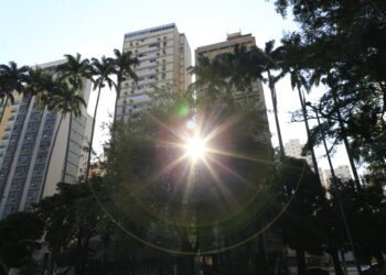 Cores e luzes dos 250 anos de Campinas – por Leandro Ferreira