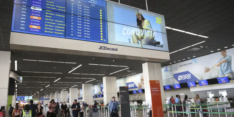 Apagão cibernético reflete em Campinas e causa transtornos em Viracopos
