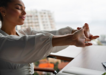 Artigo: O desafio da saúde mental no mundo corporativo – por Gabriel Rossi