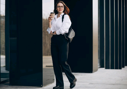 O mundo trata melhor quem se apresenta bem – por Cecília Lima