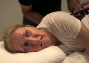 Celine nua e crua – por Eduardo Gregori