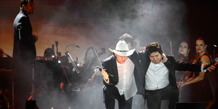 Chitãozinho e Xororó e Sinfônica levam 50 mil pessoas ao Taquaral