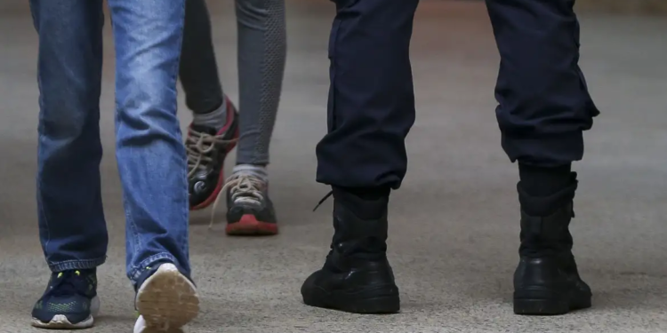 Geduc ajuíza ação para anular Programa Escola Cívico-Militar em SP