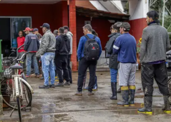 Auxílio Reconstrução: governo suspeita de 300 mil fraudes em pedidos