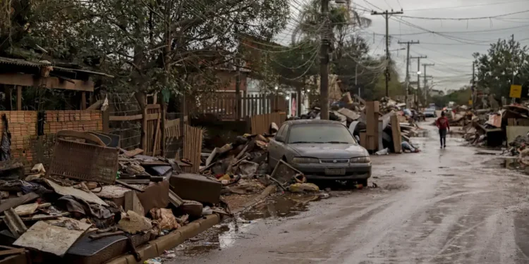 Mais de 268 mil famílias se habilitam ao Auxílio Reconstrução no RS