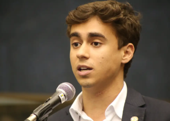 PGR denuncia Nikolas Ferreira por injúria ao presidente Lula