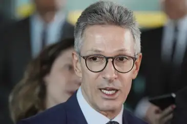 STF intima Zema e Pacheco sobre renegociação de dívida de Minas Gerais