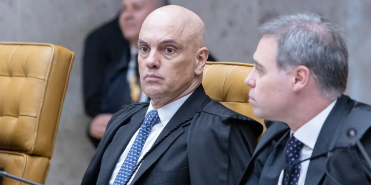 Alexandre de Moraes reafirma legalidade de atos no TSE