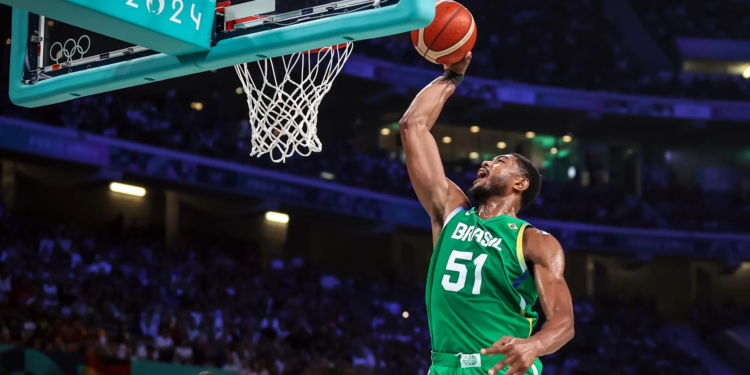 Resultados ajudam e basquete do Brasil vai às quartas em Paris 2024