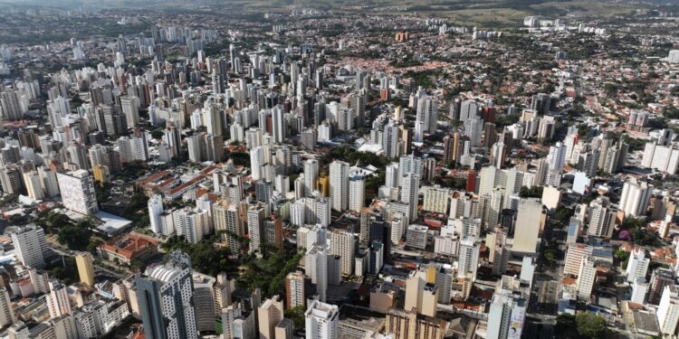Artigo: Middle Market e interior paulista impulsionam a economia brasileira – por Vinicius Adabo