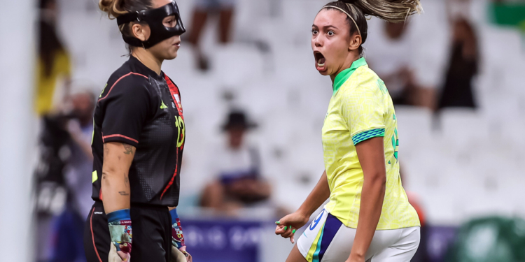Futebol feminino do Brasil bate Espanha e disputa ouro olímpico
