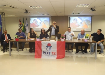 Diretório do PDT oficializa chapa com 26 candidatos a vereador e apoio a Zimbaldi