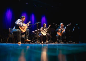Violões Artes Trio realiza concerto gratuito no Conservatório Carlos Gomes