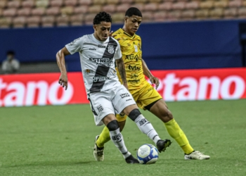 Sob forte calor, Ponte perde em Manaus e completa seis meses sem vitória como visitante