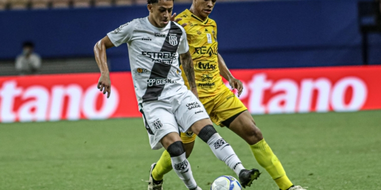 Sob forte calor, Ponte perde em Manaus e completa seis meses sem vitória como visitante