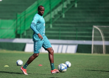 Guarani recebe o Santos pela terceira vitória seguida e fuga da lanterna