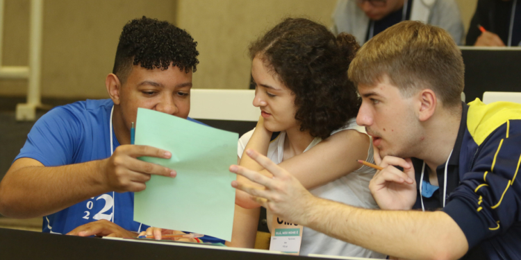 Olimpíada de Matemática da Unicamp realiza fase final com estudantes de 22 estados