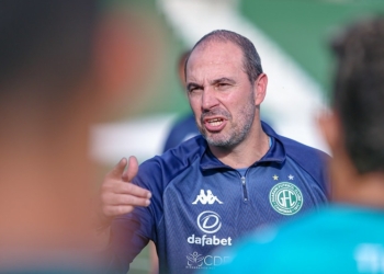 Guarani enfrenta a Chapecoense em busca de duas marcas inéditas na Série B