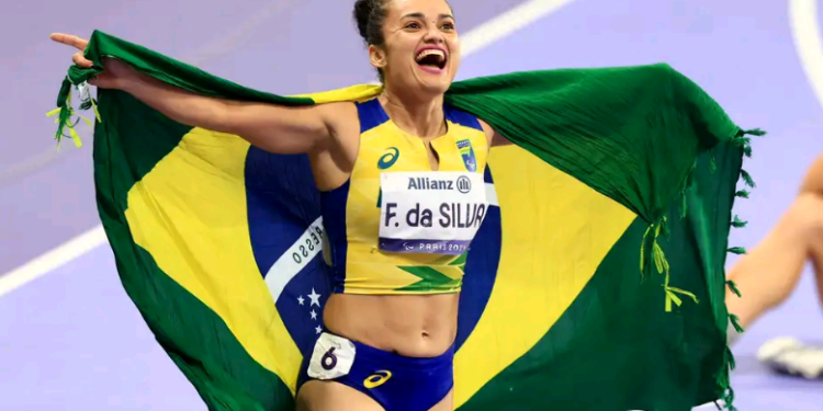 Ouro de Fernanda Yara encabeça dia de conquistas do atletismo