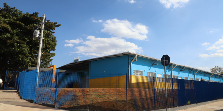 Creche inaugurada no Ouro Verde atenderá 320 crianças