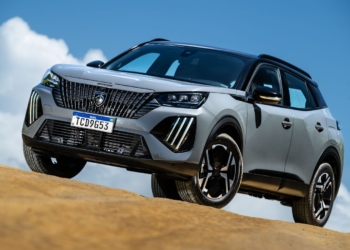 Peugeot 2008 exibe a nova identidade da marca