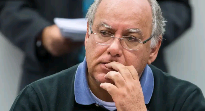 Renato Duque, ex-diretor da Petrobras, é preso em Volta Redonda