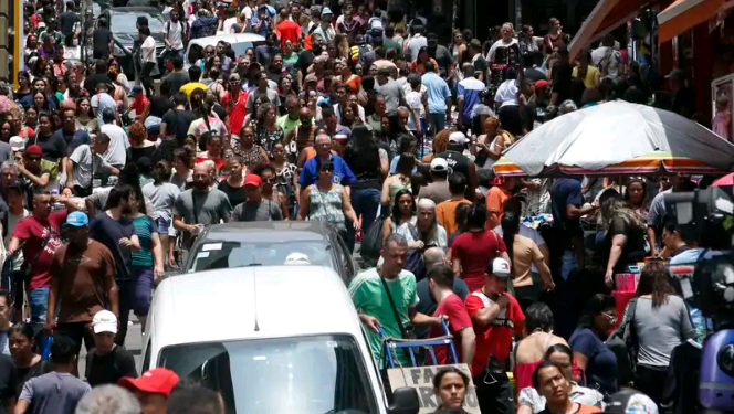 Brasil registra 212,6 milhões de habitantes em julho de 2024, diz IBGE
