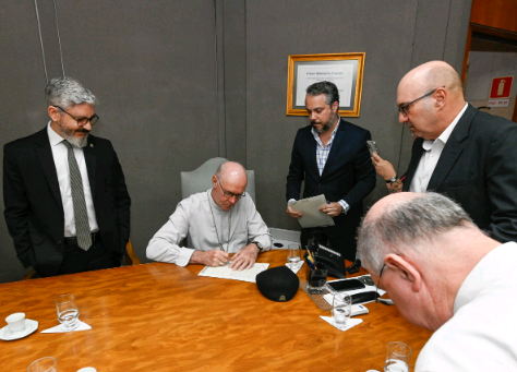 ‘Certidão de nascimento’ da Catedral  Metropolitana de Campinas é assinada