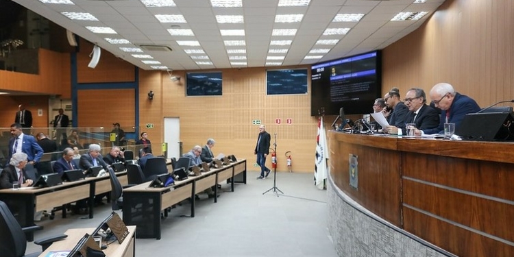 Programa ‘Casa do Atleta Campineiro’ passa na primeira votação da Câmara