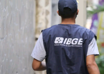 População brasileira começará a diminuir em 2042, projeta IBGE