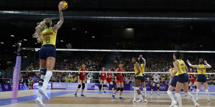 Brasil supera Japão no vôlei feminino e avança às quartas de final