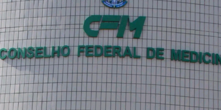 CFM: médicos terão que declarar vínculos com farmacêuticas e empresas