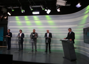 Debate da Thathi Record mostra civilidade política; Dário é alvo principal