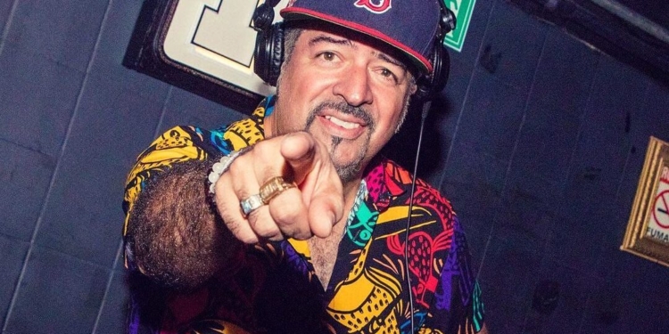 DJ Hum estreia projeto da Blacaman inspirado em festas dos anos 1970