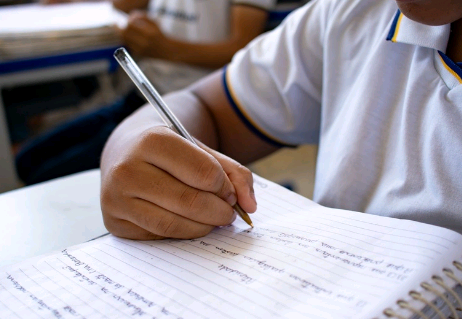 Alunos da rede pública estadual podem participar de concurso de redação