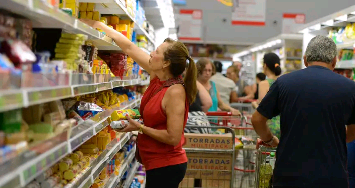 Inflação desacelera para todas as faixas de renda em agosto