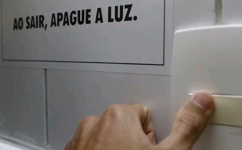 Energia elétrica puxa queda de preços em agosto, diz IBGE