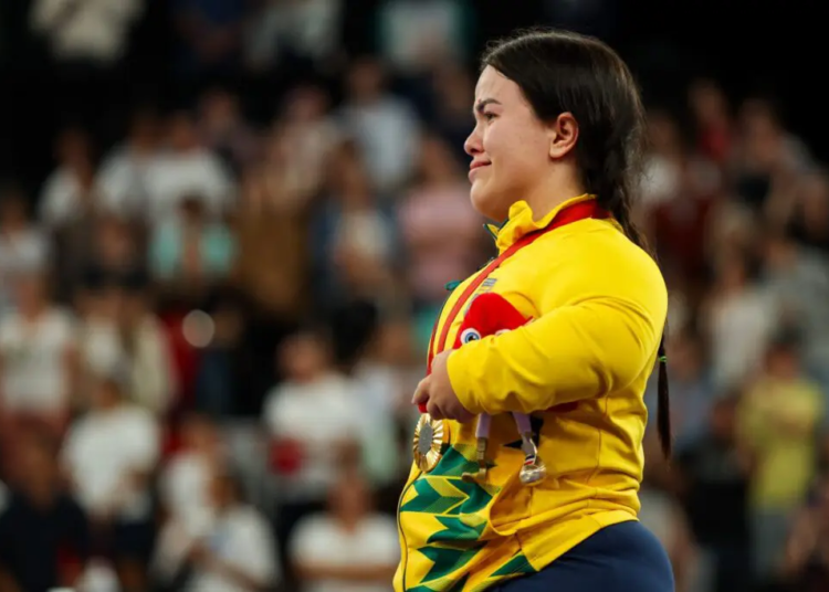 Mariana D’Andrea é bicampeã no halterofilismo: ‘quero fazer história’