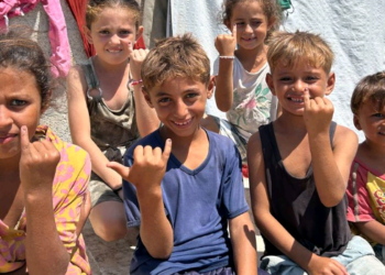 Nova fase da vacinação contra pólio começa no sul de Gaza